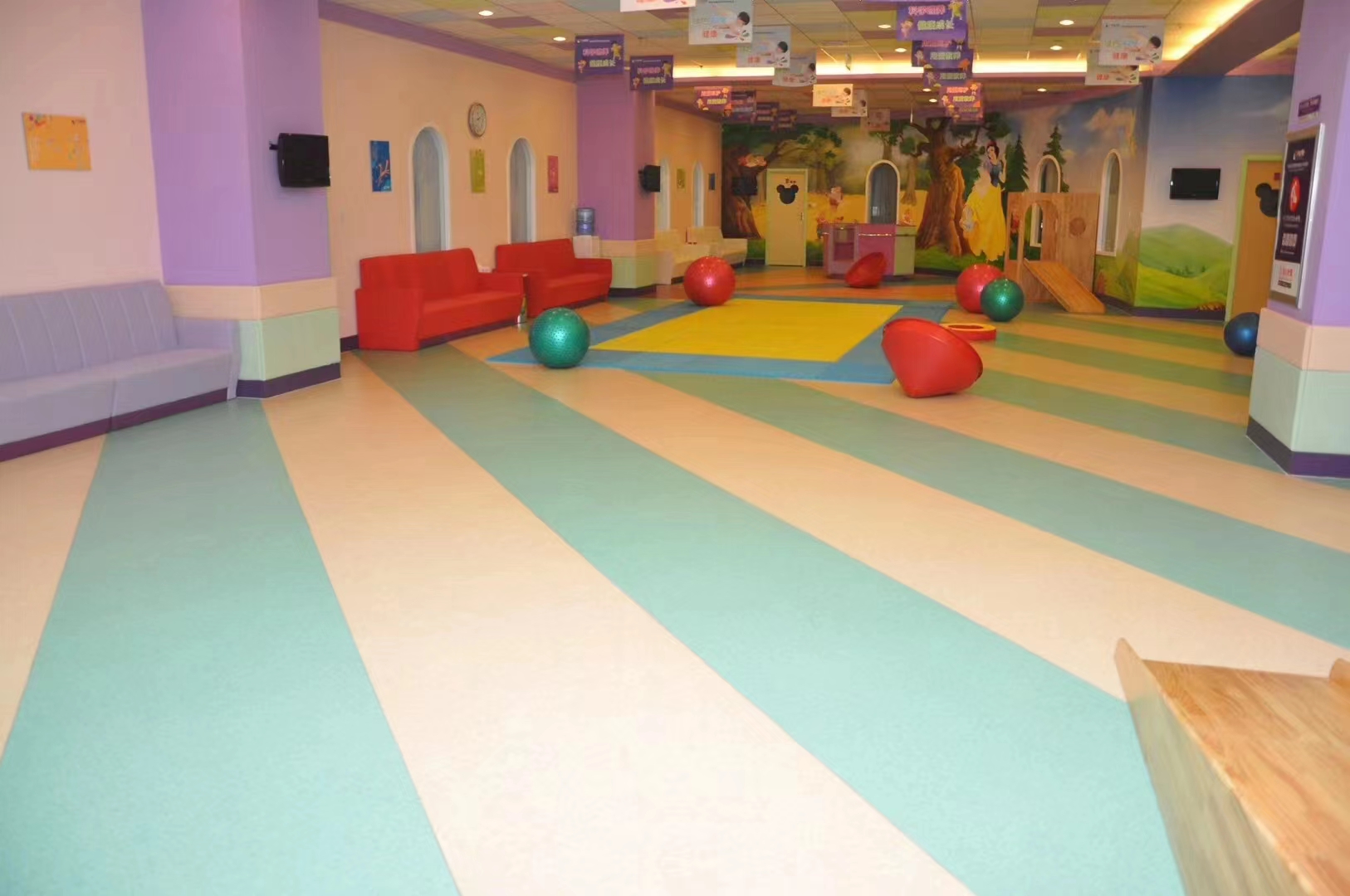 PVC膠地板施工工藝流程和技術要求